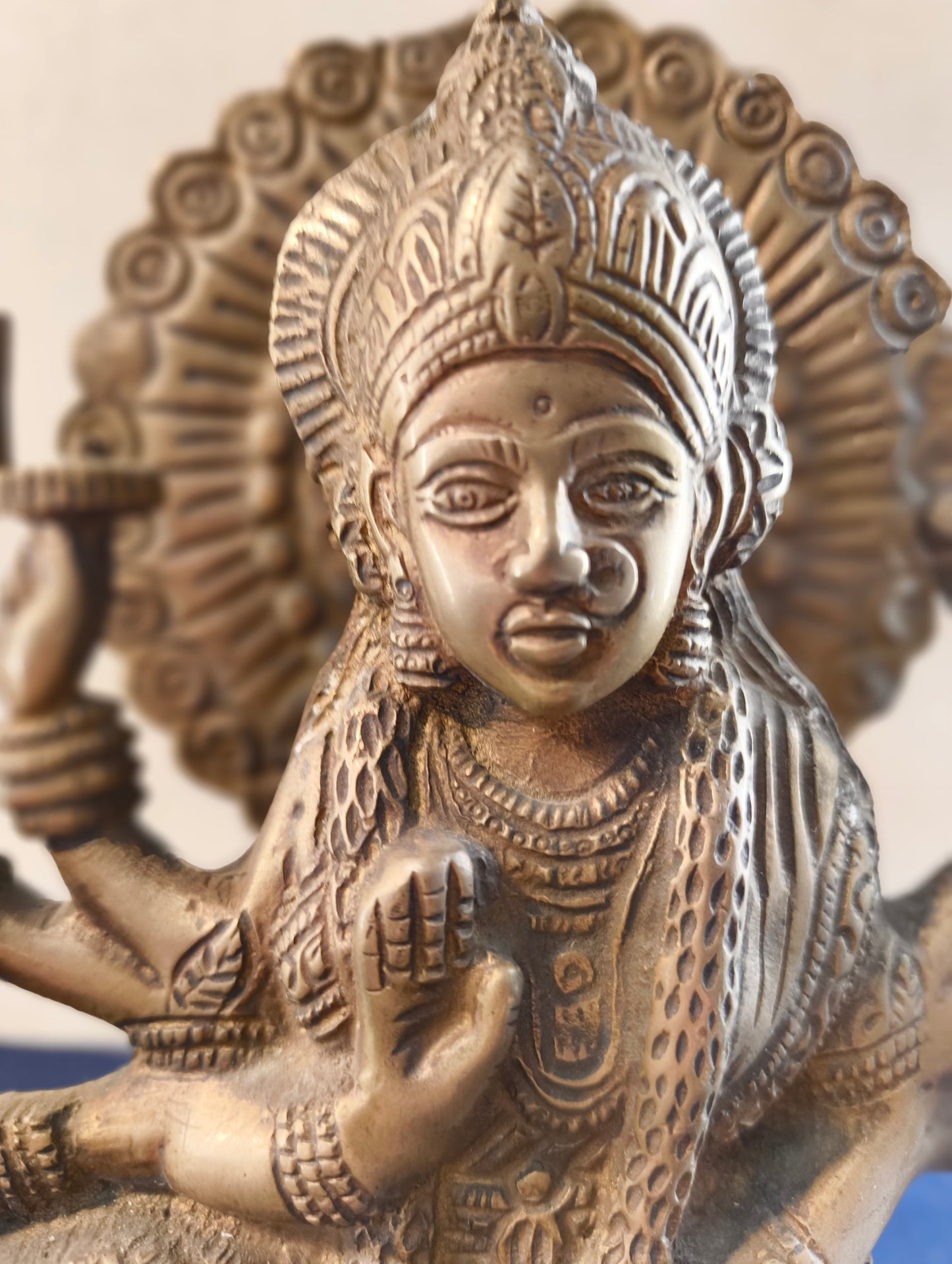 Durga with Tiger - Statue - Patinated bronze - India - Second half of the 20th century