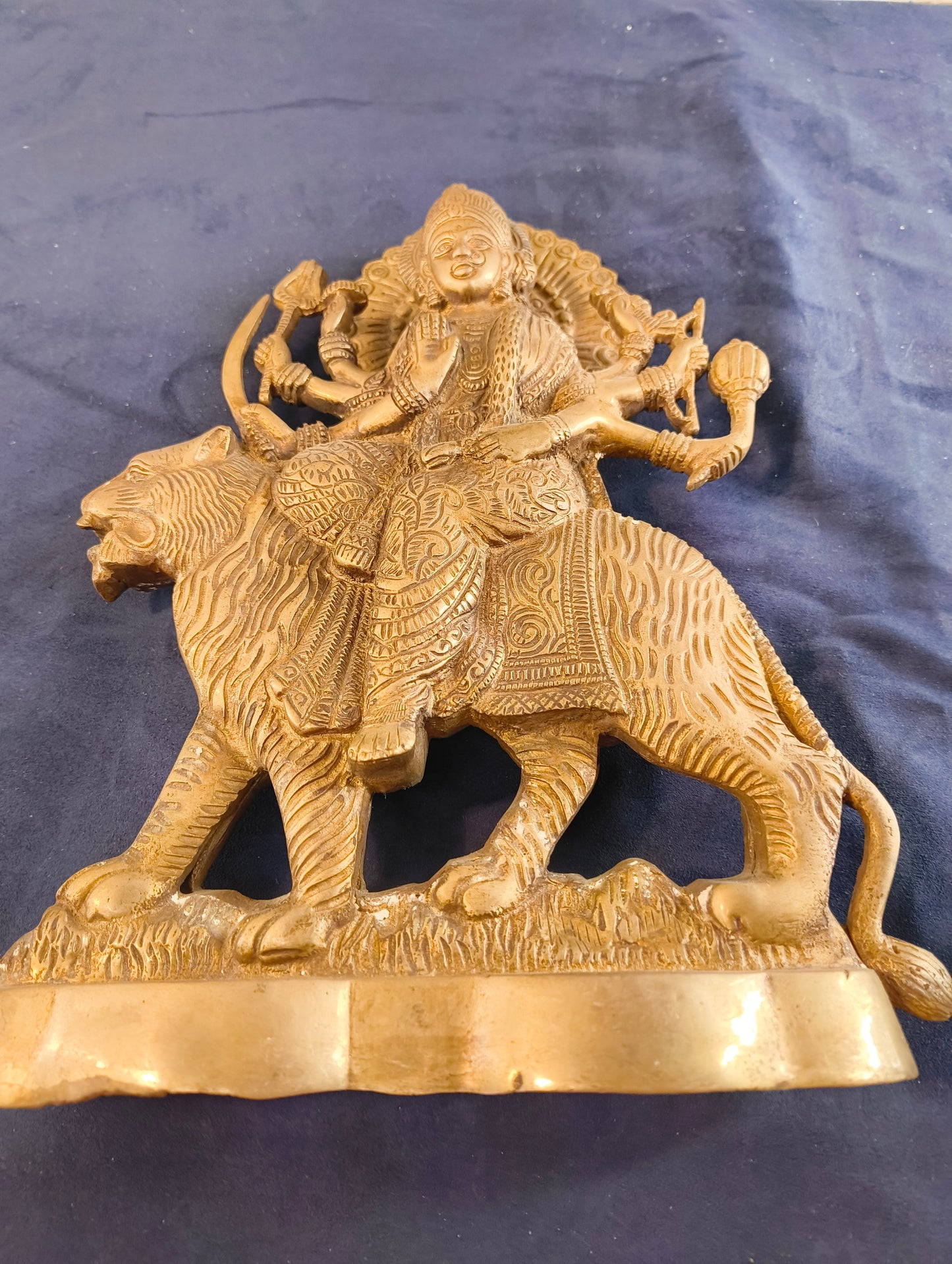 Durga with Tiger - Statue - Patinated bronze - India - Second half of the 20th century