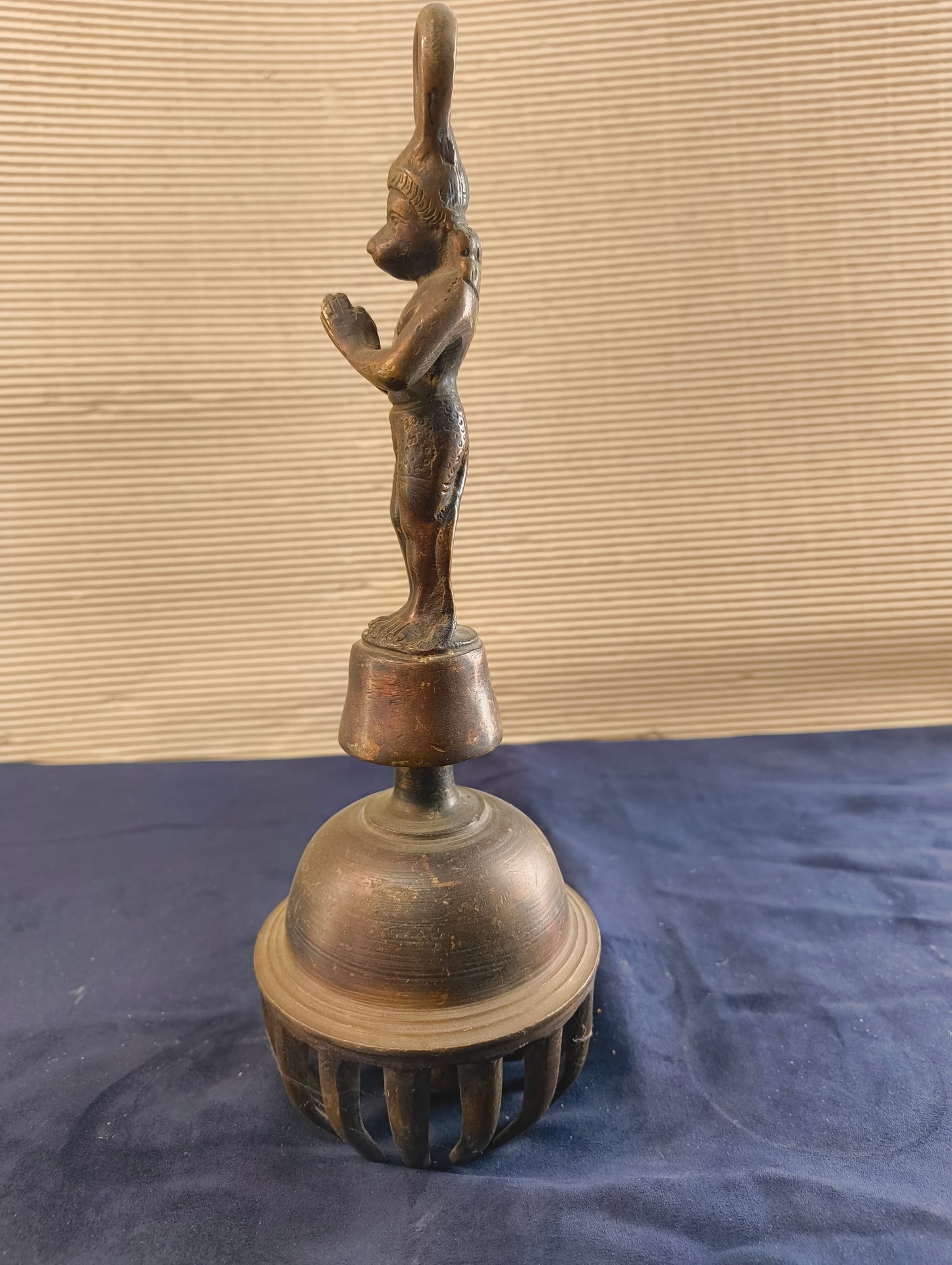 Cloche - Bronze - Hanuman - Instrument de temple - Inde - milieu du XXe siècle