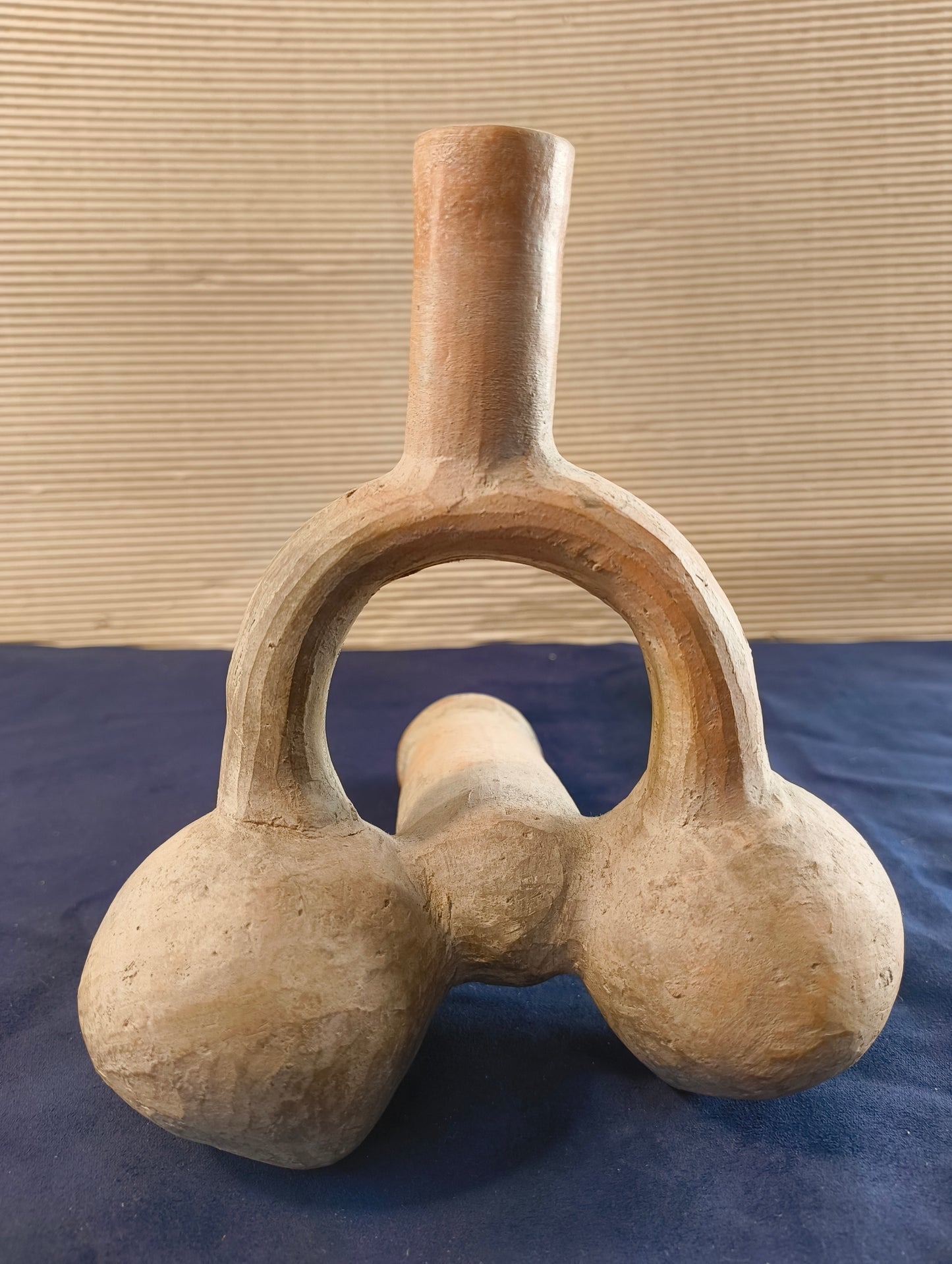 Copy of a Moche Culture terracotta vase - Phallic bottle - Peru - 20th century