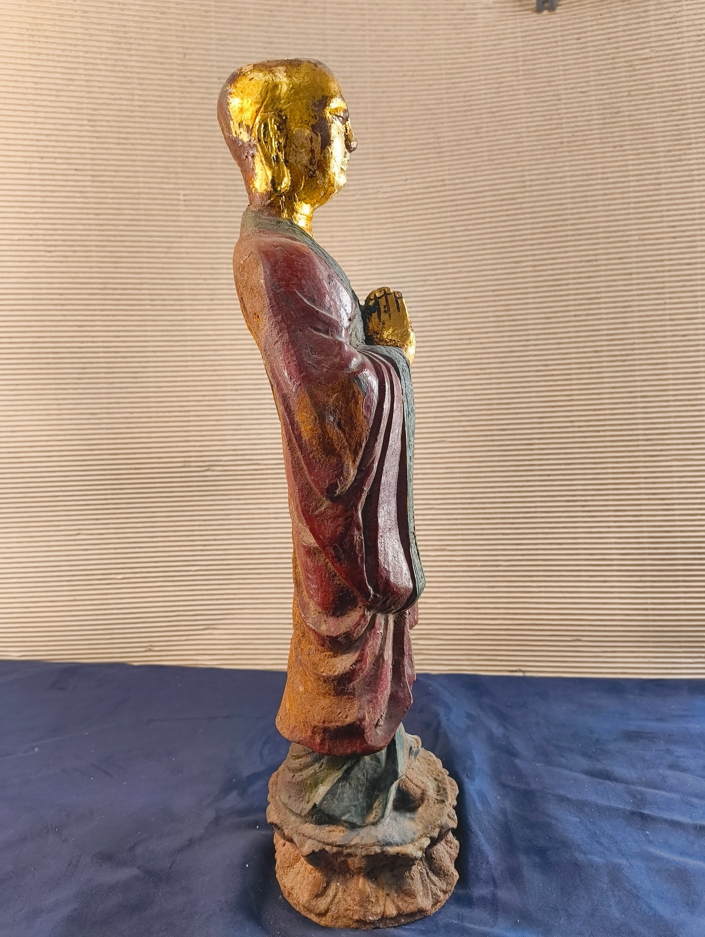 Statue de moine Arahat - Dynastie Tang, statue en métal sur double fleur de lotus.