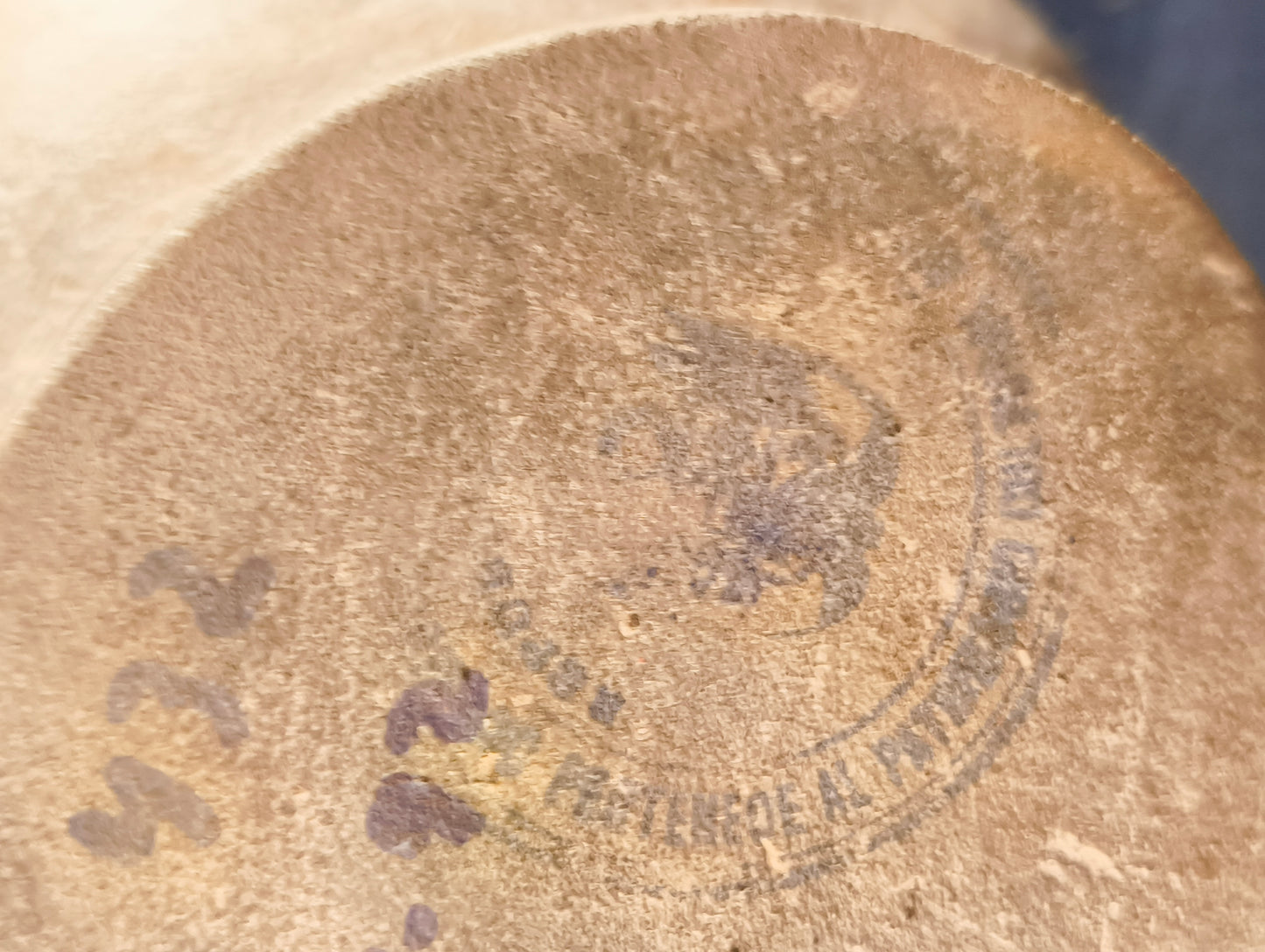 Copie d'un vase en terre cuite de la culture Moche - Bouteille anthropomorphe - Pérou - XXe siècle