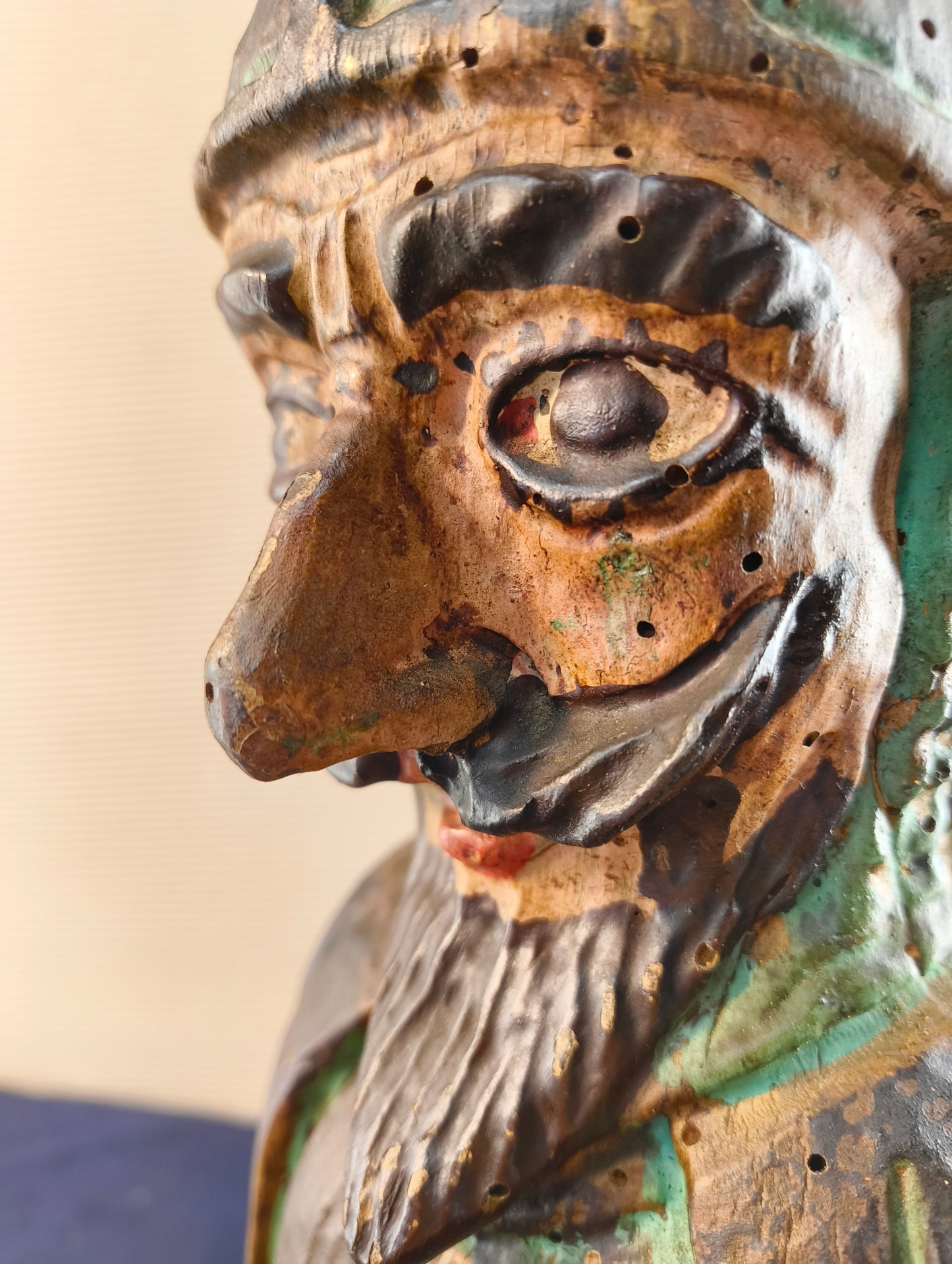 Porte-bouteille anthropomorphe « Le Croisé » - Espagne - 1950/1960