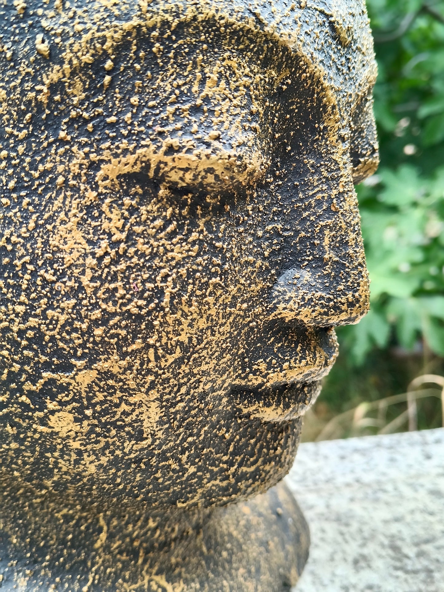 Testa Buddha - Polimerico, gesso, vetroresina, acrilici - Indonesia - 21° secolo