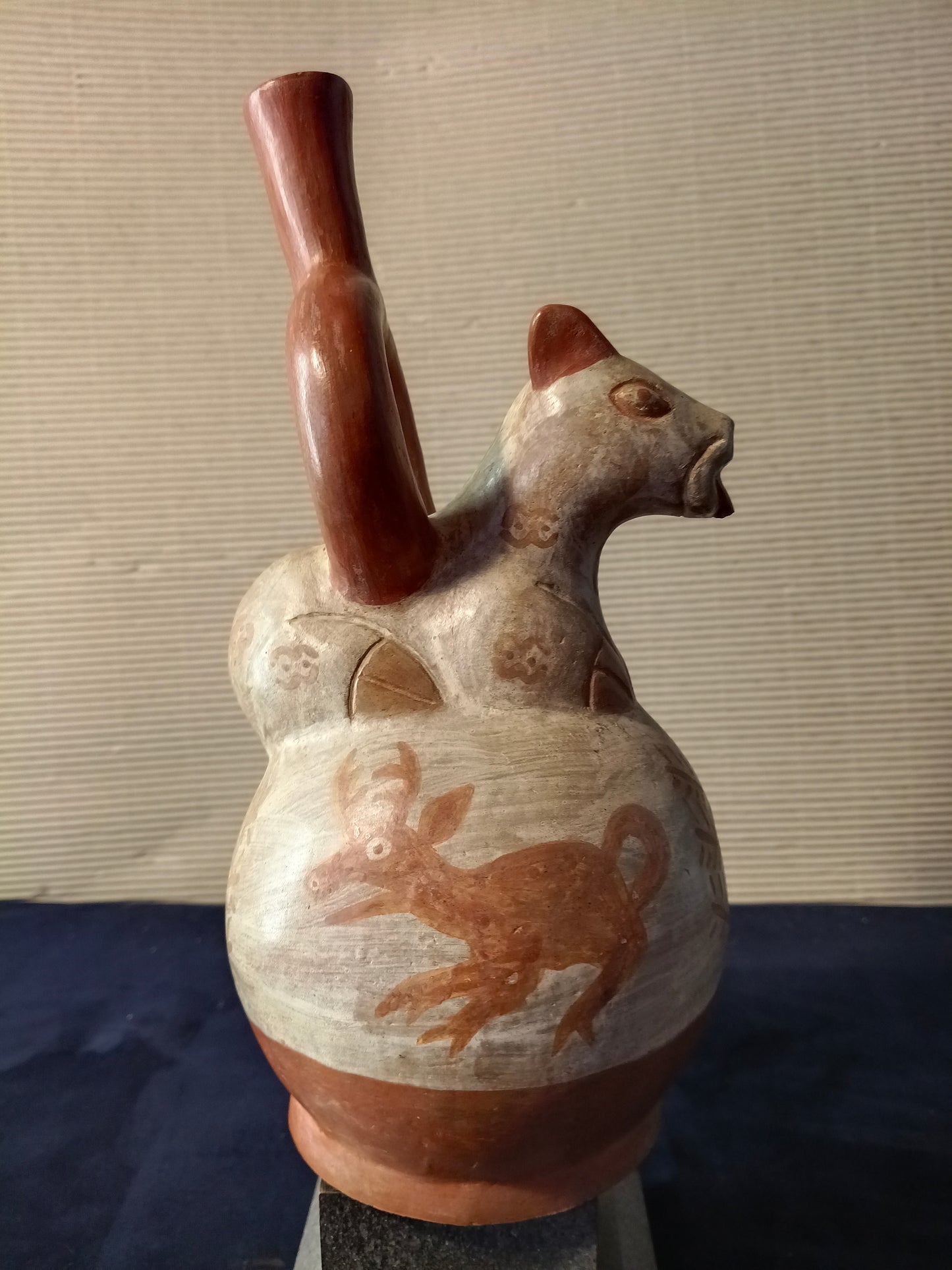 Copia vaso precolombiano zoomorfo - Stile Mochica - Perù - XX secolo