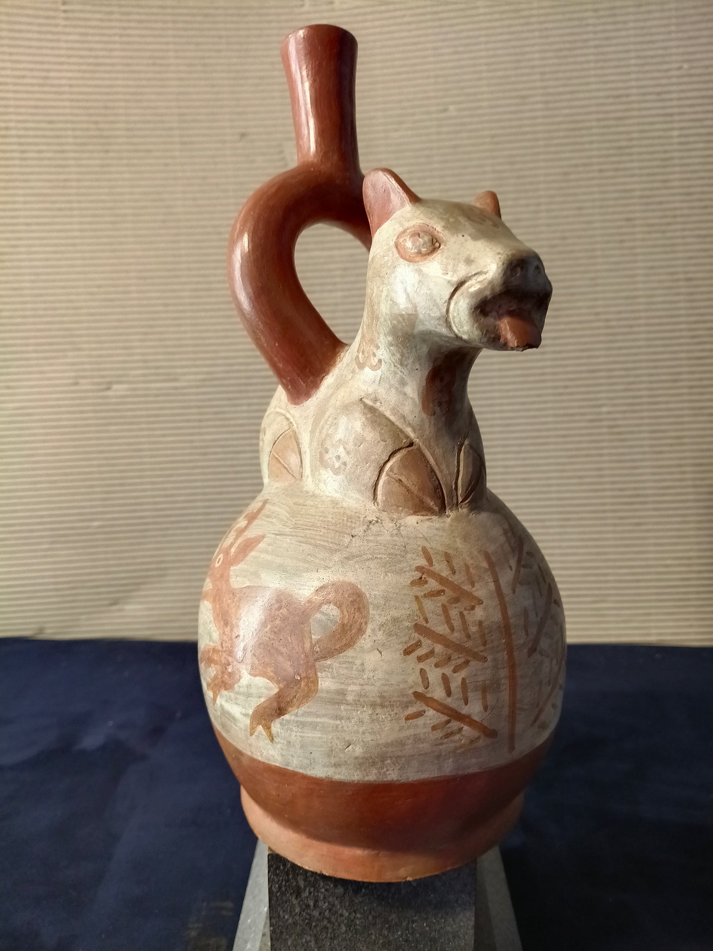Copia vaso precolombiano zoomorfo - Stile Mochica - Perù - XX secolo