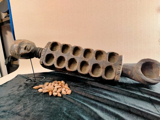 Tavola da gioco - Legno - Wari - "Ashira-Bapunu - Gabon - metà del XX secolo