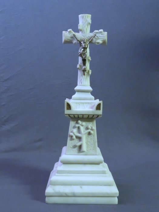 Altar Crucifix in White Marble Crucifix in Bronze - Deco - France 