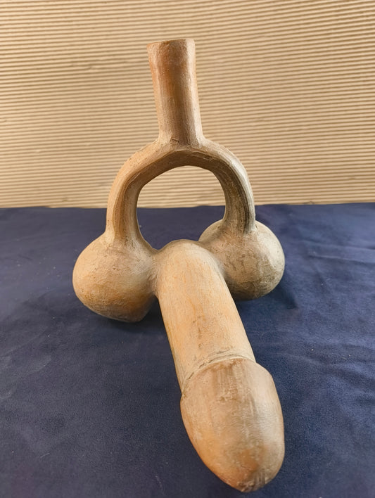 Copy of a Moche Culture terracotta vase - Phallic bottle - Peru - 20th century