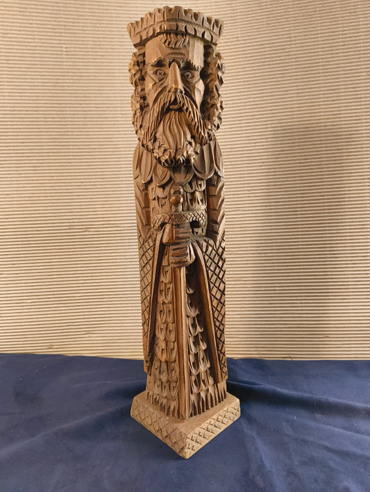 Statue en bois du Roi Arthur - Breton - France - Seconde moitié du XXe siècle.