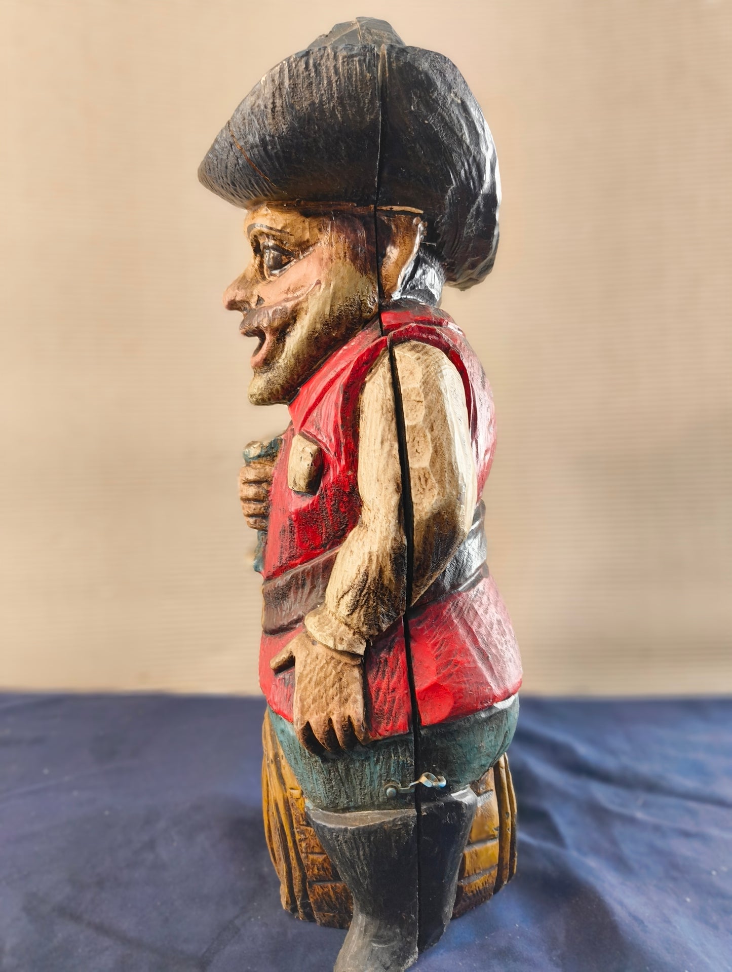 Porte-bouteille anthropomorphe « Le Saint Buveur » - Espagne - 1950/1960