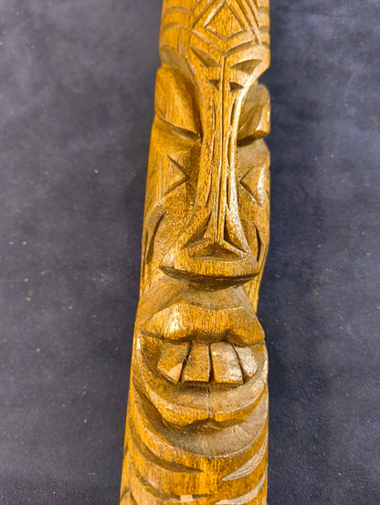 Bâton du fleuve Sepik en Papouasie-Nouvelle-Guinée - dernier quart du XXe siècle 