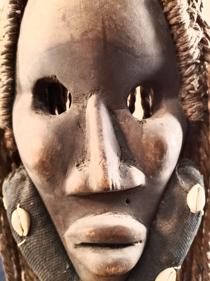 Maschera Deangle del Popolo Dan - Costa d’Avorio e Liberia. circa 1980