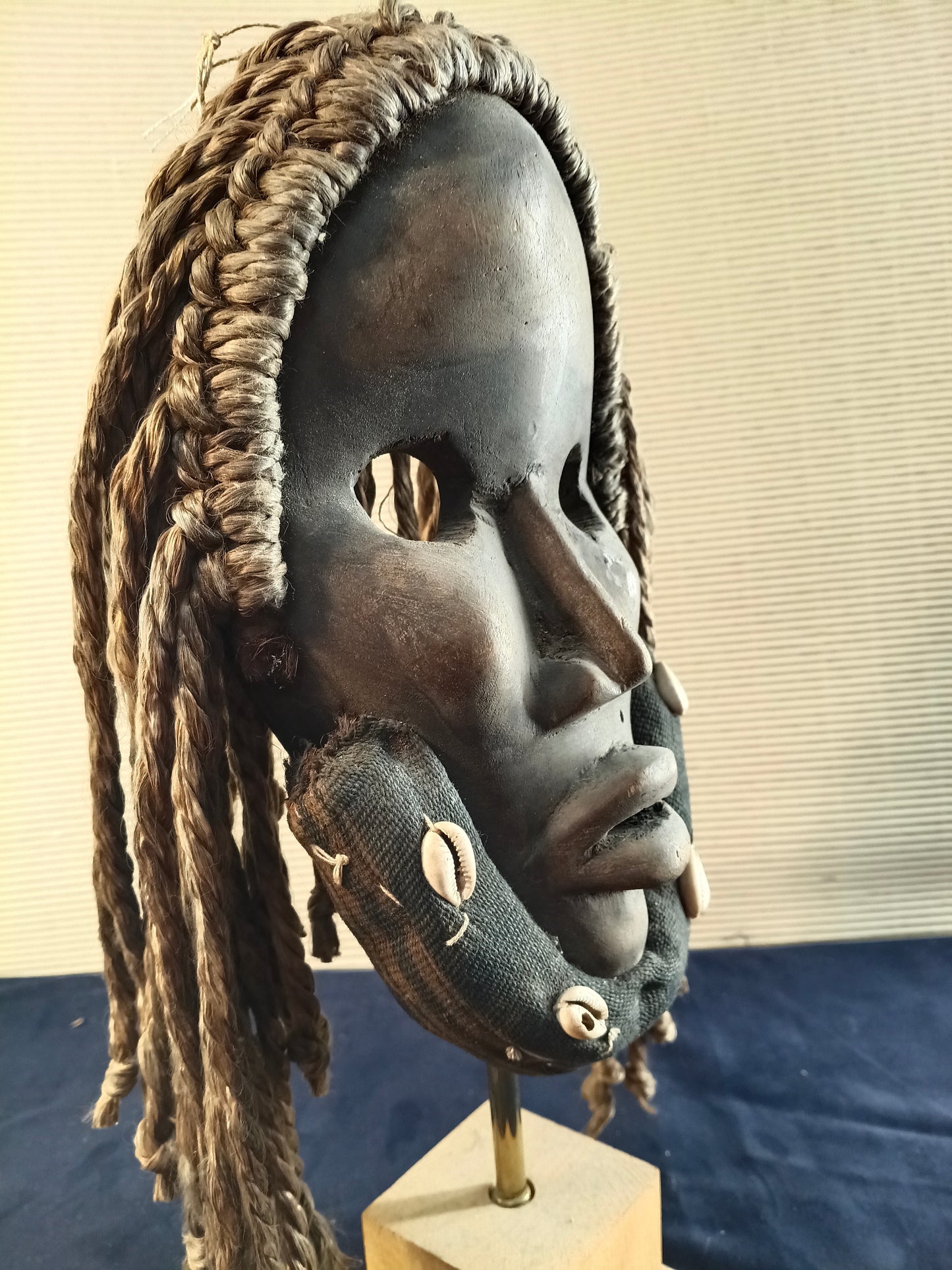 Maschera Deangle del Popolo Dan - Costa d’Avorio e Liberia. circa 1980