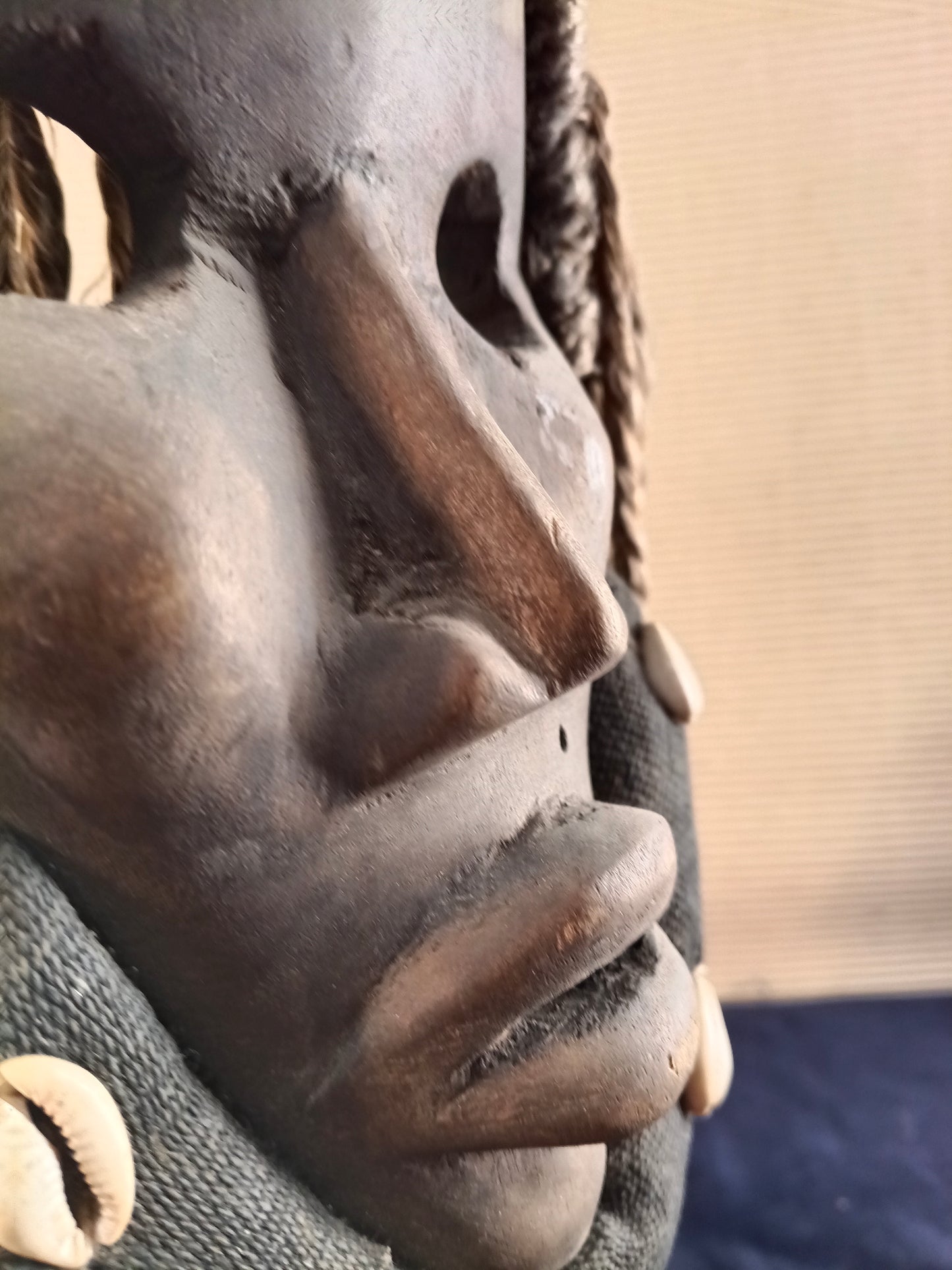 Maschera Deangle del Popolo Dan - Costa d’Avorio e Liberia. circa 1980