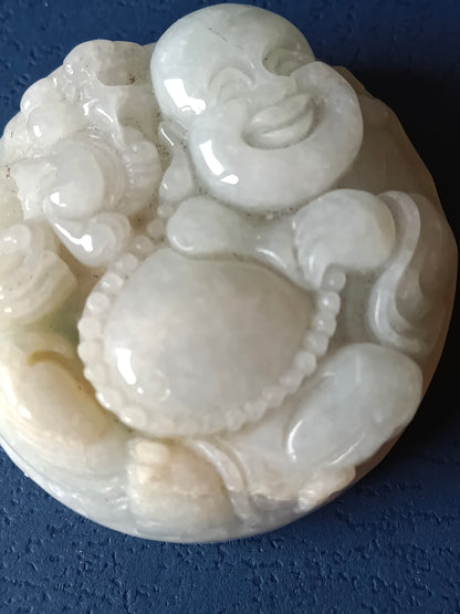 Buddha felice in Giada bianca traslucida - Myanmar (ex Birmania) - XX secolo