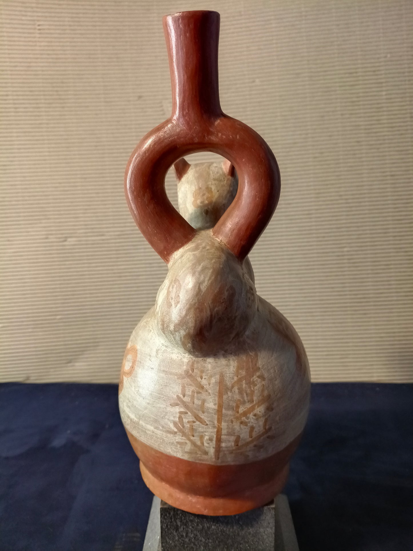 Copia vaso precolombiano zoomorfo - Stile Mochica - Perù - XX secolo